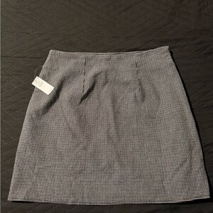 Classic Black and White Houndstooth Skirt